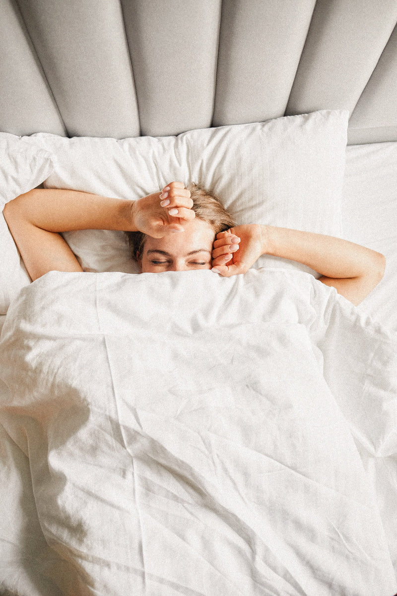 Qué tomar después de una noche larga: la guía honesta de recuperación